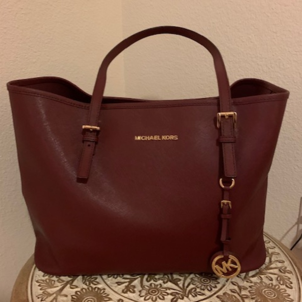 Michael Kors maroon Jet Set Medium Tote